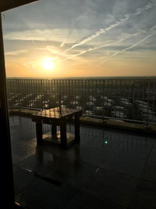 Penthouse Met Zeezicht En 2 Terrassen Apartment Middelkerke Exterior photo